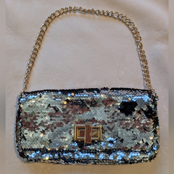 H&M Handbags - H&M Sequin Chain Shoulder Bag Y2K Silver Gold Black